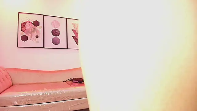 Maddie_T18 Chat XXX live