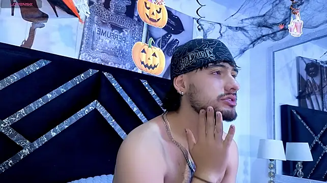 XXX chat uživo modela 3MPI7ERNO