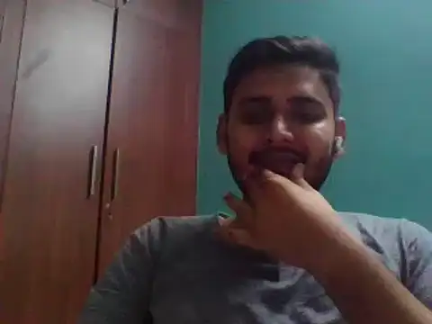 rahulsaxy Chat XXX in diretta