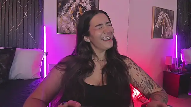 Chat +18 de Bonnie_Rider ao vivo