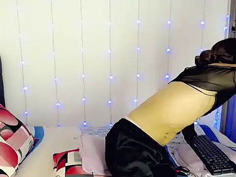 FireHots18 লাইভ XXX চ্যাট
