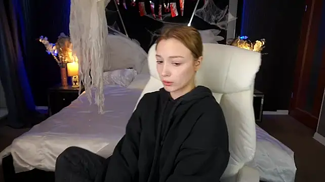 Živý XXX chat LizzaMoonn