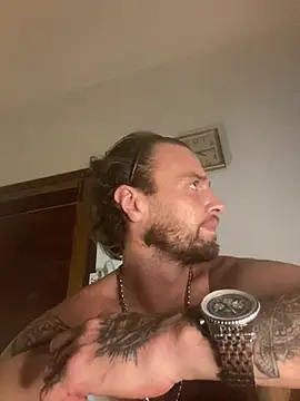 Chat +18 de DannyAndKiki ao vivo