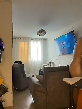 Christopher_strongg XXX чат на живо