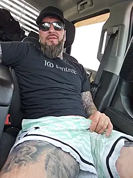 دردشة Beardedtattood الجنسية المباشرة