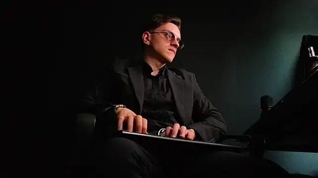 XXX chat uživo modela FelixStarkk