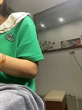 Ivy_Trix2 Live XXX-Chat