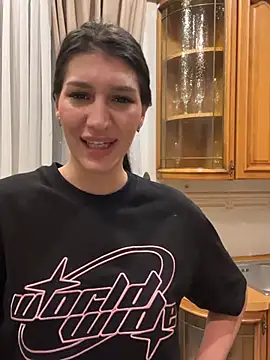 RussianGirls_ Chat XXX in diretta
