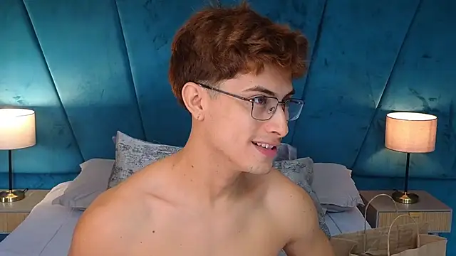 Aaron_Eze 라이브 XXX 채팅