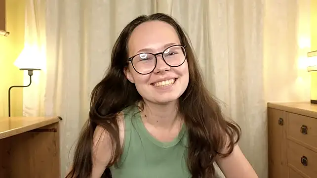 EunaBux's Live XXX Chat