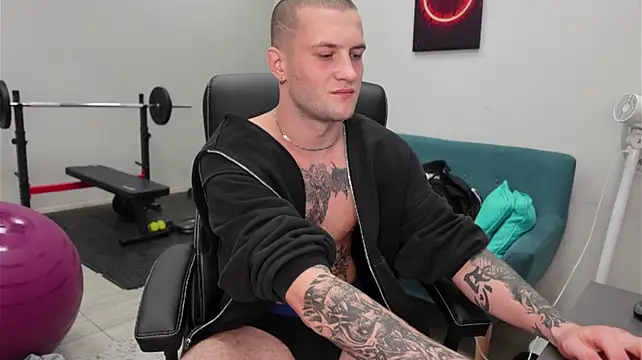 XXX chat uživo modela Igor_Wilde