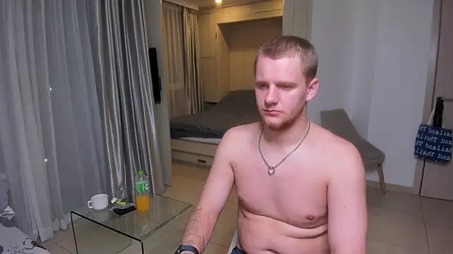 Chat +18 de good_vibes_21 ao vivo