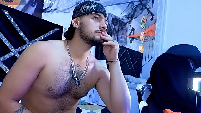 3MPI7ERNO's Live XXX Chat