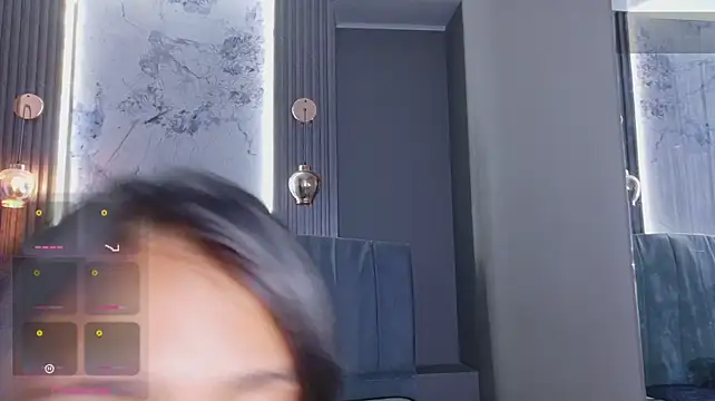 Kristall_06 Adlı Modelin Canlı XXX Sohbeti