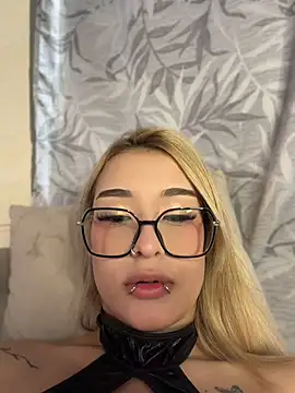 Melodylanee2 Chat XXX in diretta