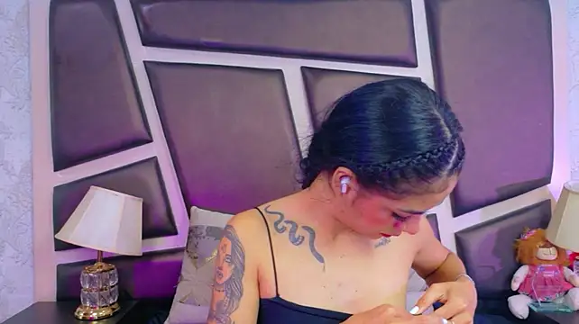 Czat XXX na żywo – NicoleEsposito