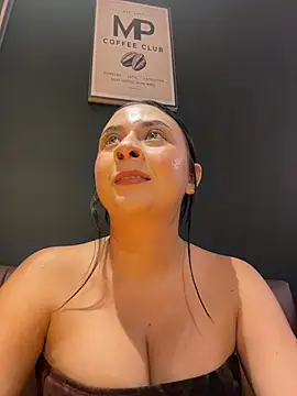 Chat XXX en directo de kysha_00