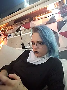 LunikaCorpse666's Live XXX Chat