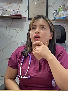 Melany-1 Chat XXX live