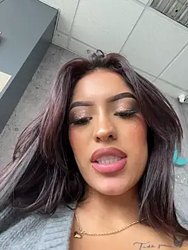 MystiqueXXX Live XXX-chat