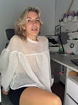 Lovebackground Live XXX Chat