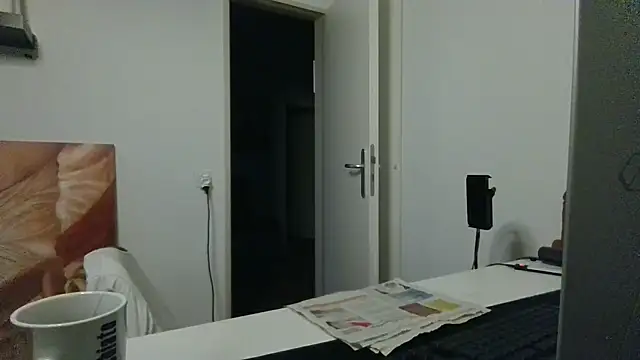alpha-hunk – Naživo XXX chat