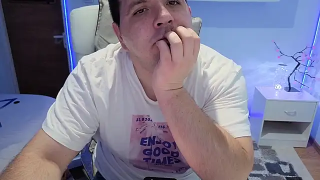 JasonJacks Live XXX-chat