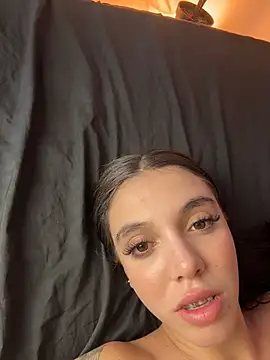 Chat +18 de Jetf_Andrea_couple ao vivo