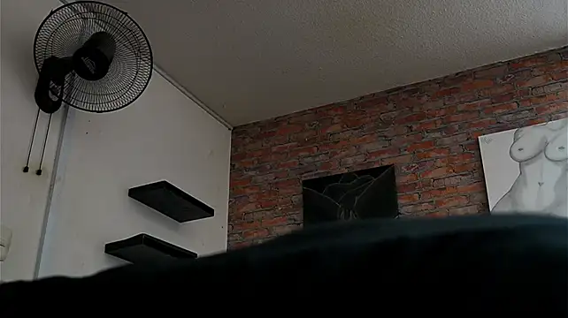 AlphaMasterXxx Chat XXX in diretta
