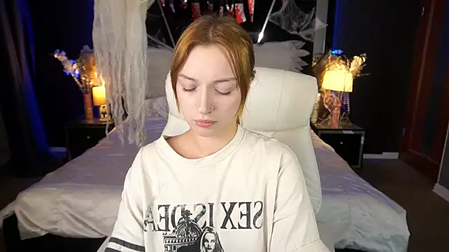 XXX chat uživo modela LizzaMoonn