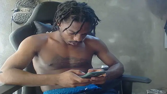 Chat XXX Live Larry-n-clouds