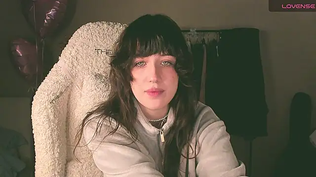 Chatroom XXX en direct de sheeny_shy