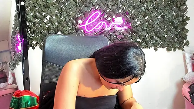 DestinyHills Chat XXX live
