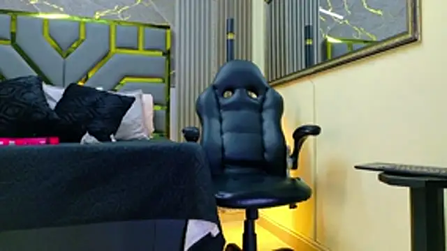 Chat XXX en directo de ALANNFERRER