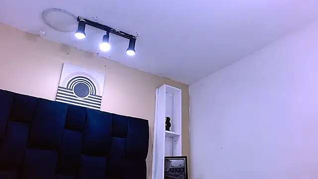 Czat XXX na żywo – GoldenBoy_23