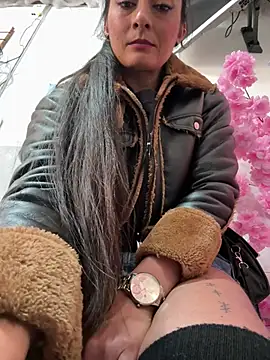 Онлайн чат XXX IsabellaMariet