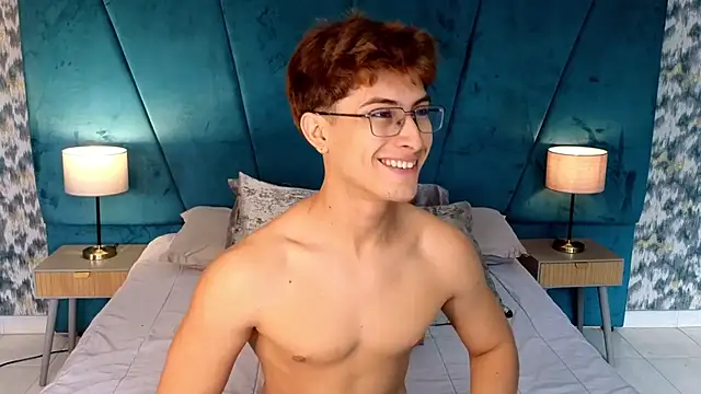 แชท XXX สดของ Aaron_Eze