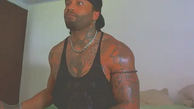 Chat +18 de ragnar0825 ao vivo