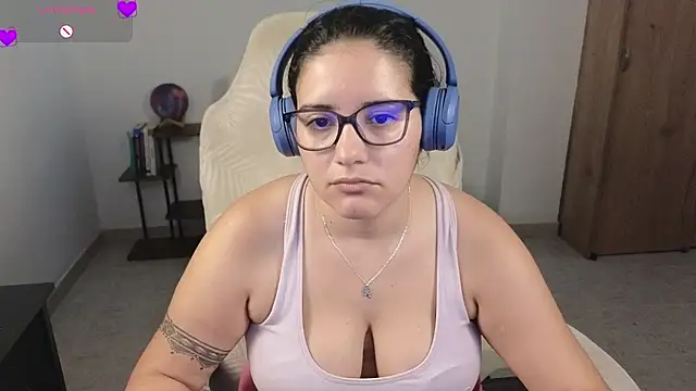 Chat XXX en directo de blue__moon_