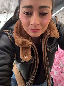 XXX chat uživo modela IsabellaMariet