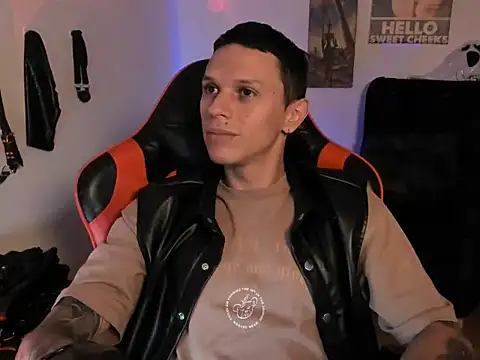 Czat XXX na żywo – Masterdave7