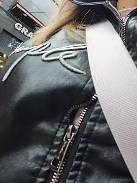 -Zoe-1のライブXXXチャット