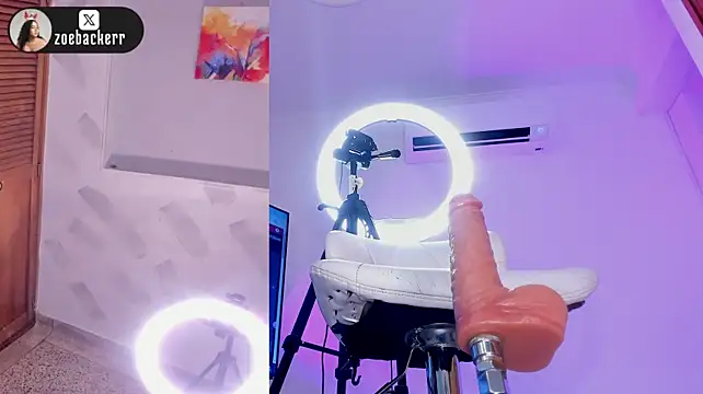 zoe_backer Chat XXX live