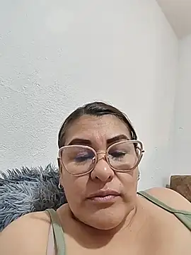 Chat +18 de AlexxiaaMat ao vivo