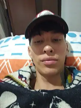 Chat +18 de daniel_X18X ao vivo