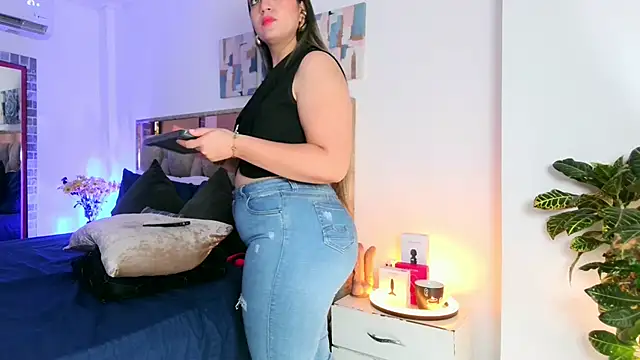 Dulce_Morrys 现场XXX聊天