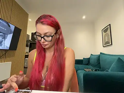 FoxyValentine Live XXX-Chat