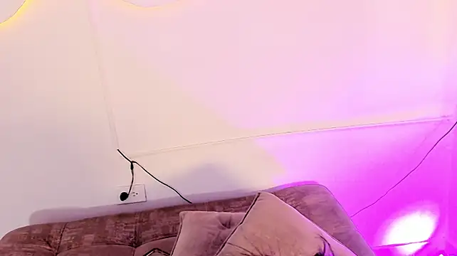 ArohomLester_ – Naživo XXX chat