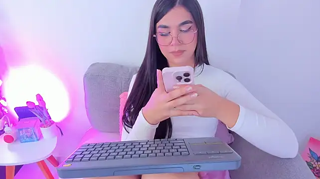 RoseCassie – Live XXX-chat