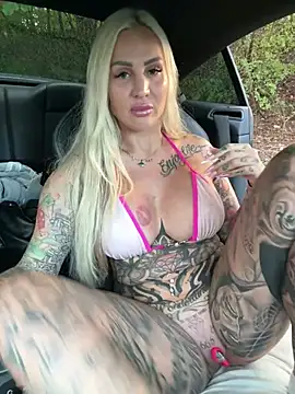 Czat XXX na żywo – CoraDiamond